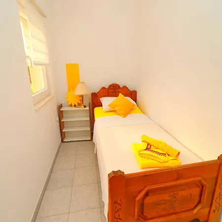 Marconi Charming Vela Luka