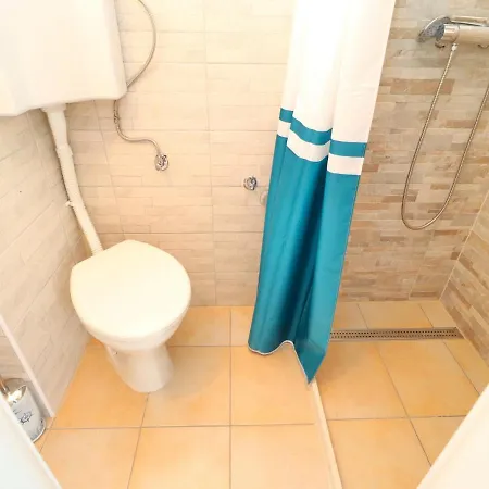 Marconi Charming * Vela Luka