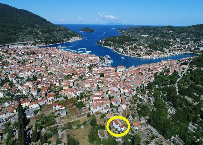 Apartman Marconi Charming Vela Luka